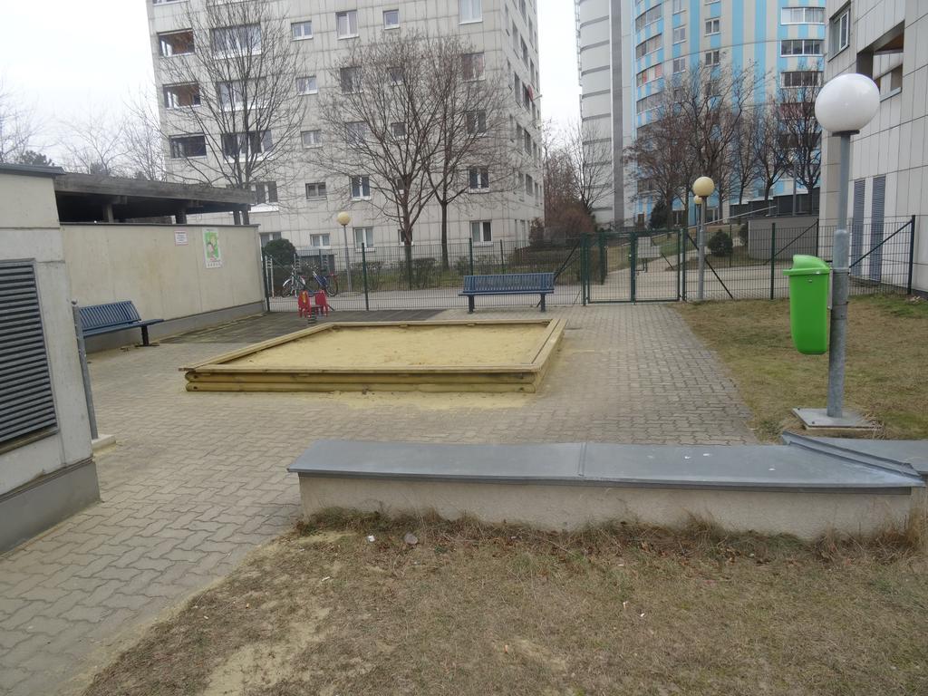 Flat Uno City Vienna Exterior photo